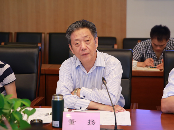 中國(guó)機(jī)械工業(yè)聯(lián)合會(huì)副會(huì)長(zhǎng)、中國(guó)汽車工業(yè)協(xié)會(huì)常務(wù)副會(huì)長(zhǎng)董揚(yáng)